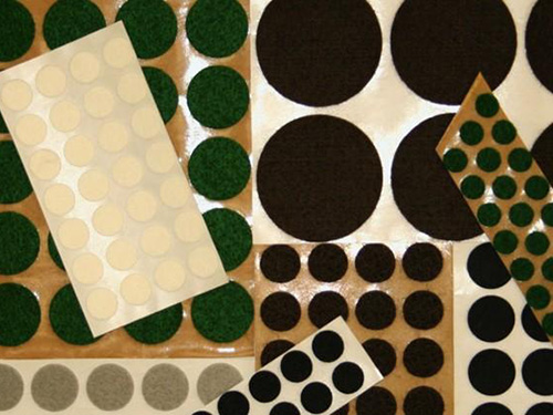 不干膠廠家出現(xiàn)不干膠貼紙問題如何進行解決？